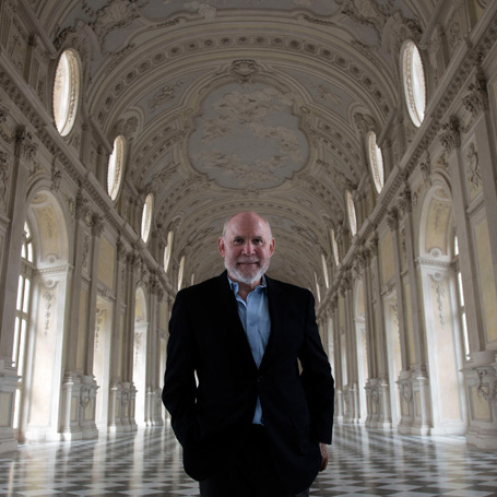 Steve McCurry nella Galleria Grande della Reggia di Venaria