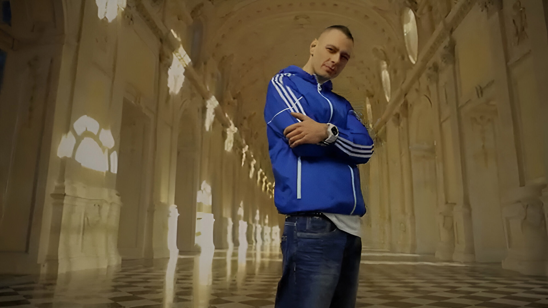 Fabri Fibra nella Galleria Grande della Reggia di Venaria